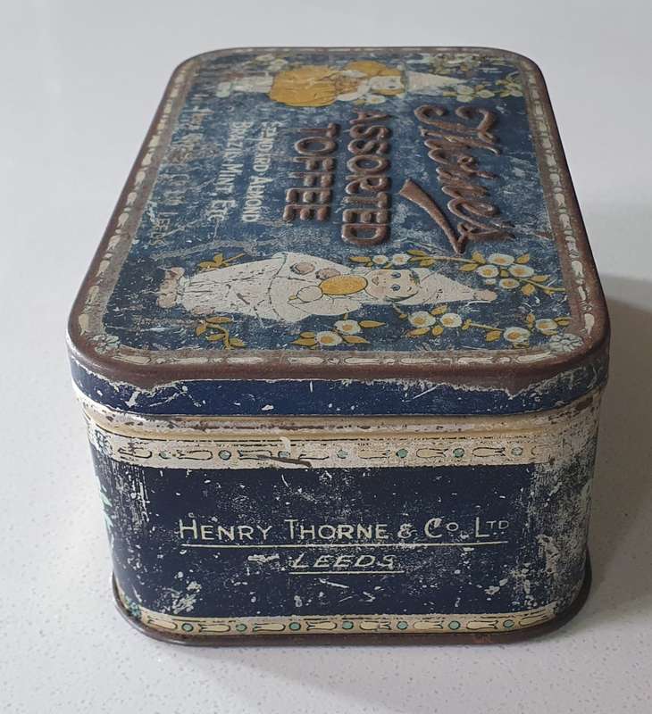Vintage THORNES TOFFEE tin as per photos