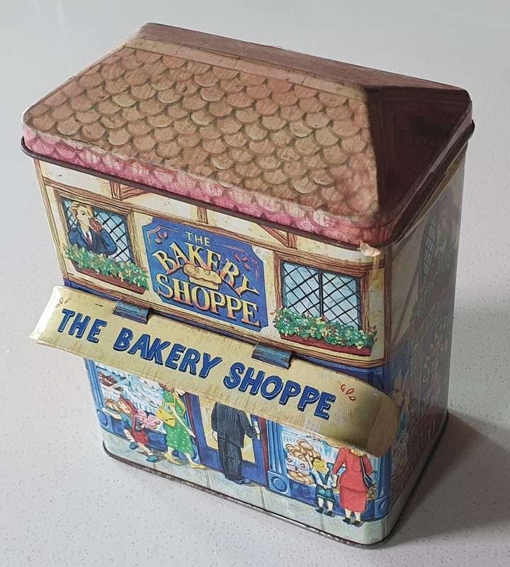 THE BAKERY SHOPPE tin as per photos