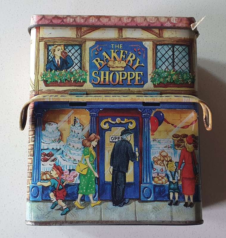 THE BAKERY SHOPPE tin as per photos