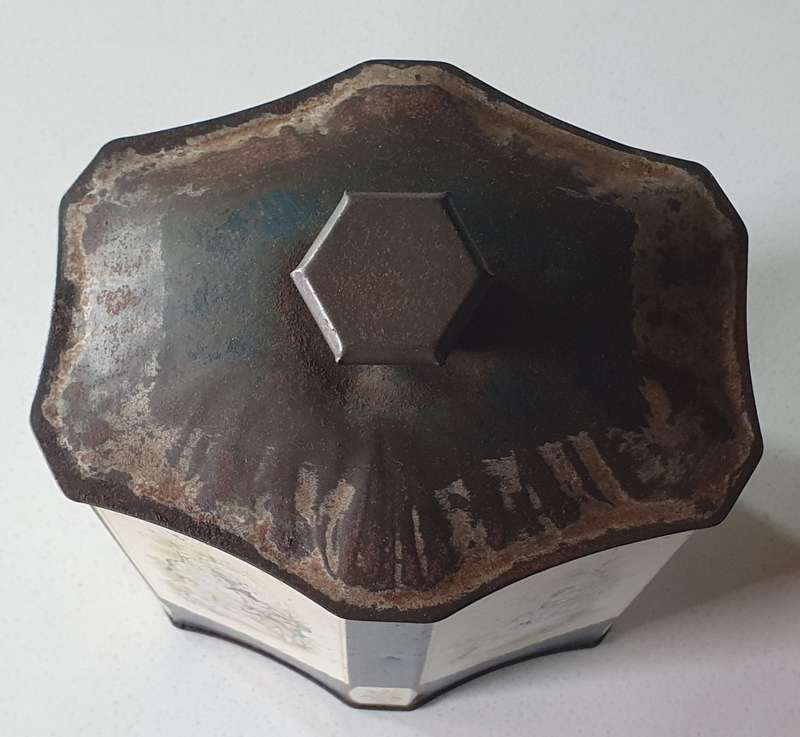 Vintage tin as per photos