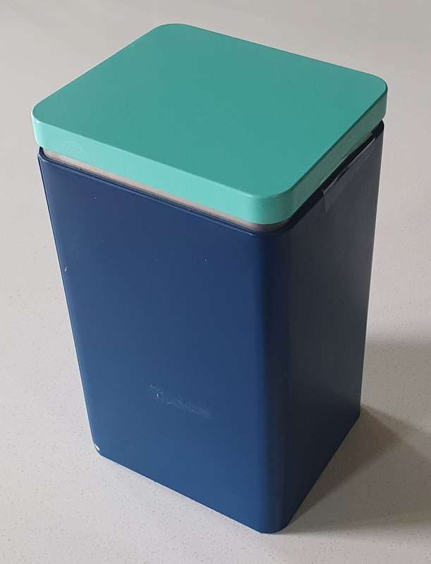 Blue tin as per photos