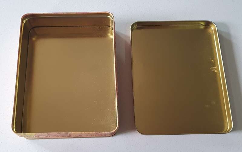 Tin as per photos