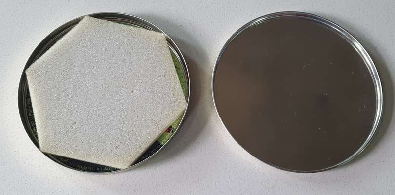 Wolfgang A. Mozart tin as per photos
