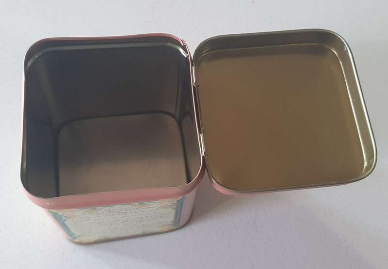 Rooibos tea tin as per photos