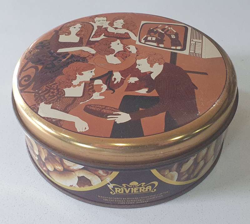 RIVIERA tin as per photos