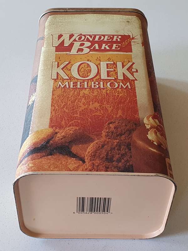 WONDER BAKE CAKE FLOUR tin as per photos