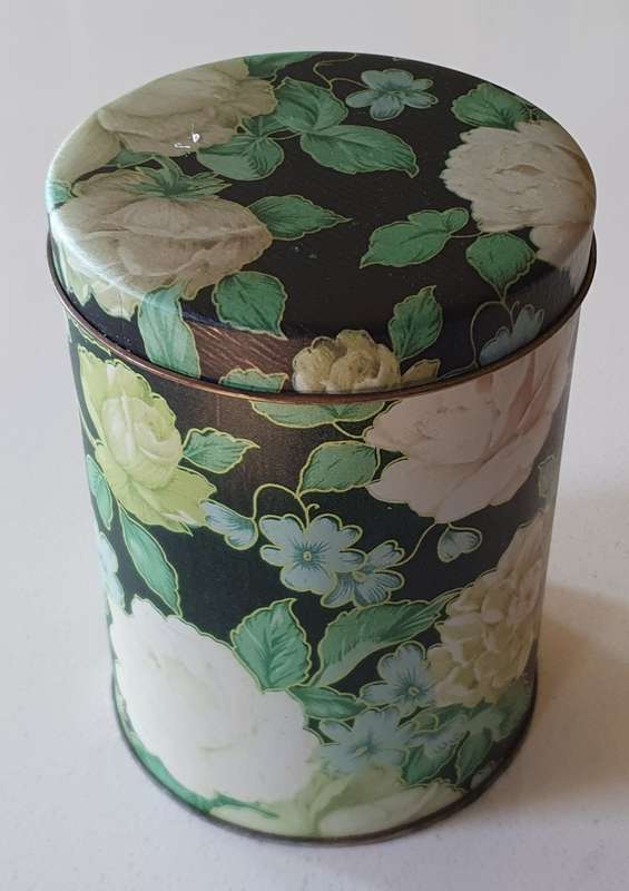 Flower theme tin as per photos