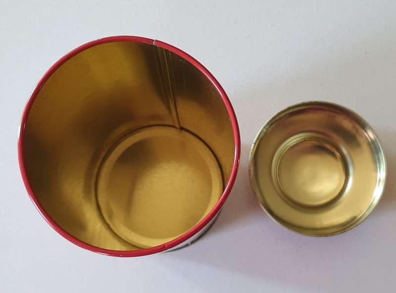 Comes to you with garden freshness tin as per photos