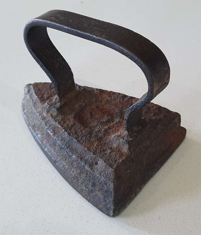 Vintage cast iron, coal stove clothing Sad Iron as per photo
