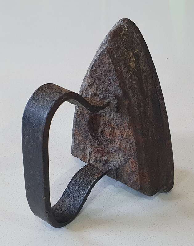 Vintage cast iron, coal stove clothing Sad Iron as per photo