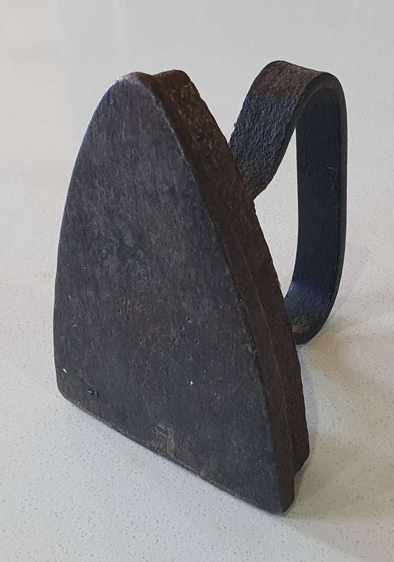 Vintage cast iron, coal stove clothing Sad Iron as per photo