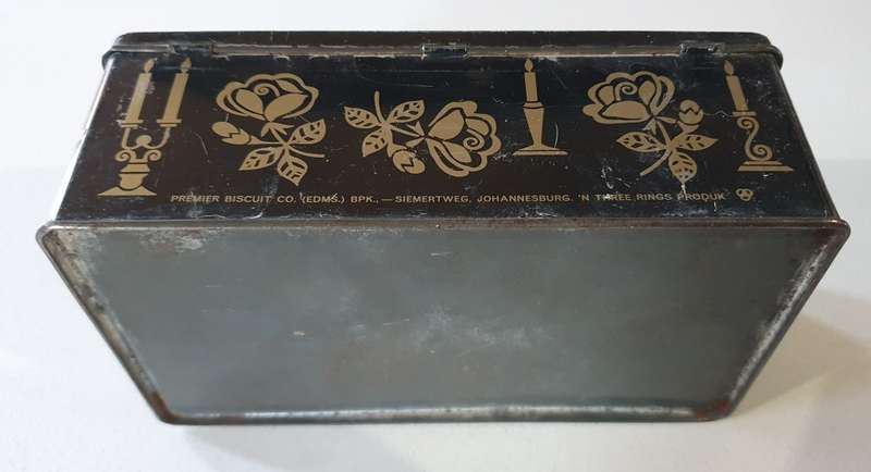 Vintage three rings product biscuit tin as per photos