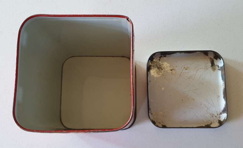 Vintage coffee tin as per photos