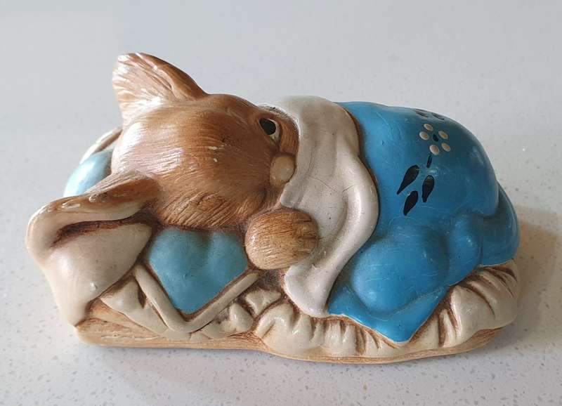 PENDELFIN hand painted stonecraft rabbit `PEEPS` made in England