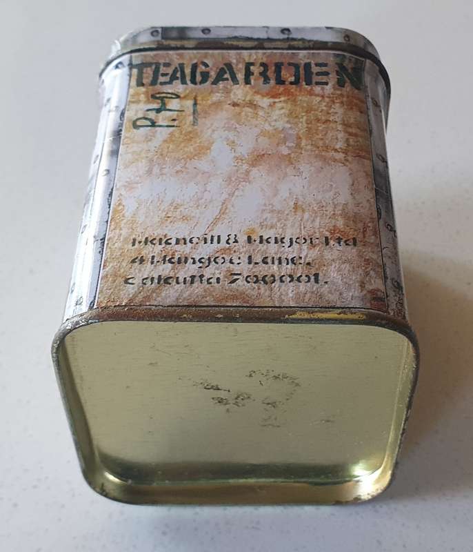 Tea tin as per photos