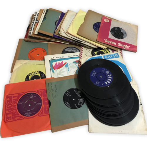 Lot of 45 x 7" Vinyl records (with & without covers/various conditions)