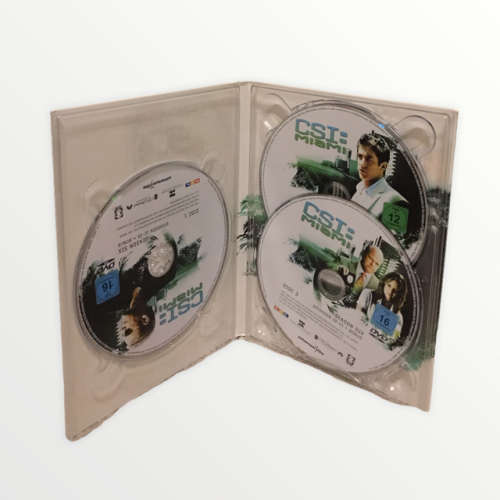 Born Survivor: Bear Grylls - Season 3 DVD