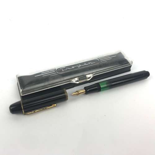 Tropen 14ct Gold Fountain Pen, `14K 585` - missing base cap