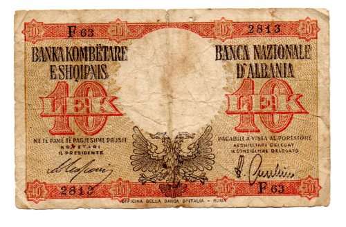 1940 Albania 10 Lek, Pick#11, edge tears