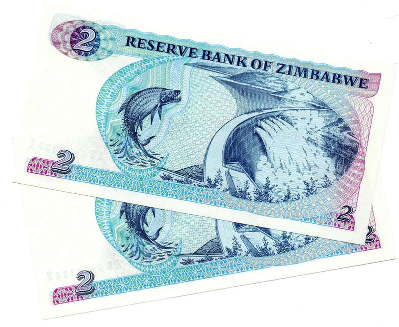 2 x Consecutive 1994 Zimbabwe $2`s Type A (Short Neck Watermark) Signature 3 `AB6973324 to AB6973325