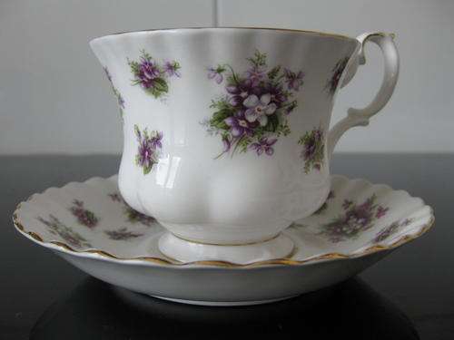 Royal Albert Sweet Violets Tea Duo