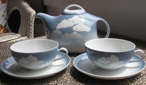 Bavaria Seltmann Weiden Tea Pot and two tea duos