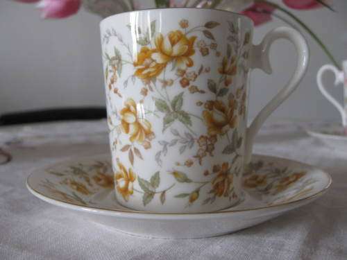 Royal Albert Orange Taffeta