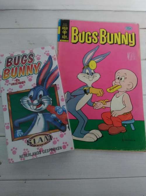 RARE VINTAGE COMIC BOOKS !! AND SEALED TAPE OF BUCKS BUNNY !!!