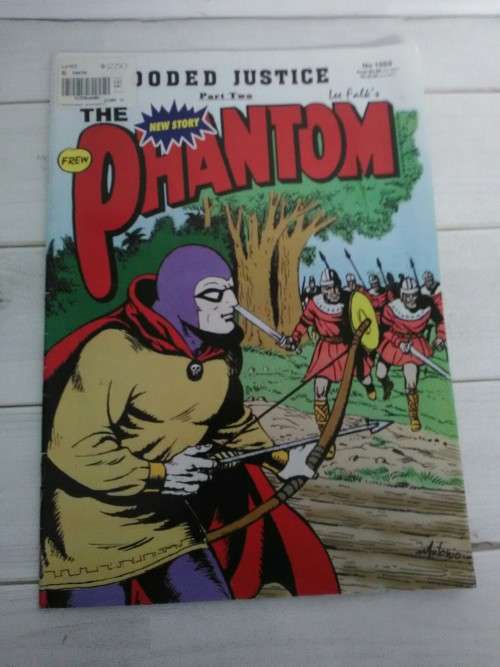 RARE VINTAGE COMIC BOOKS !! AND SEALED TAPE OF BUCKS BUNNY !!!