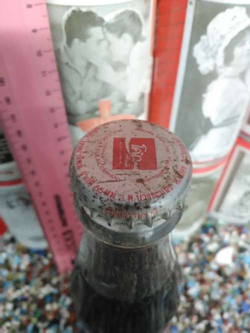 COCA COLA SOFT DRINK - COLLECTABLE ITEM !!