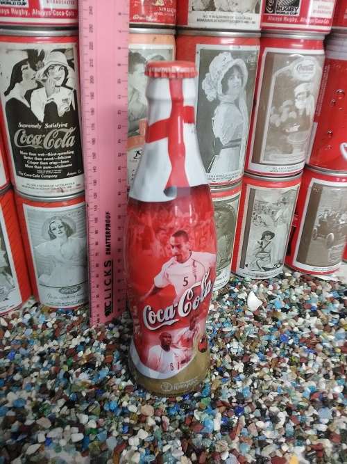 COCA COLA - SOCCER BOTTEL - COLLECTORS ITEM !!