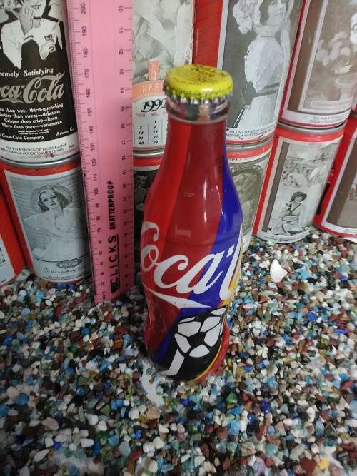 COCA COLA BOTTEL  - COLLECTABLE ITEM !!