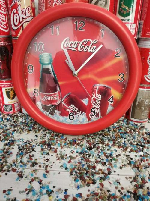 !!! COCA COLA - RETRO WALL CLOCK - 30CM . GREAT COLLECTORS ITEM !!!
