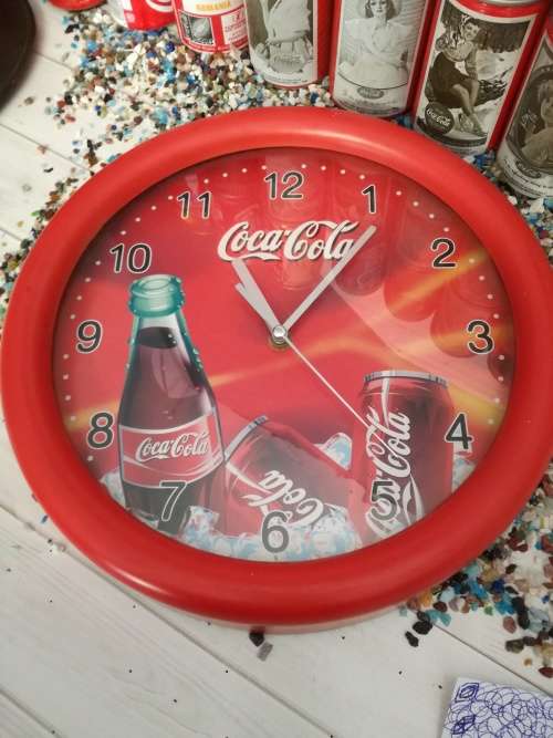 !!! COCA COLA - RETRO WALL CLOCK - 30CM . GREAT COLLECTORS ITEM !!!