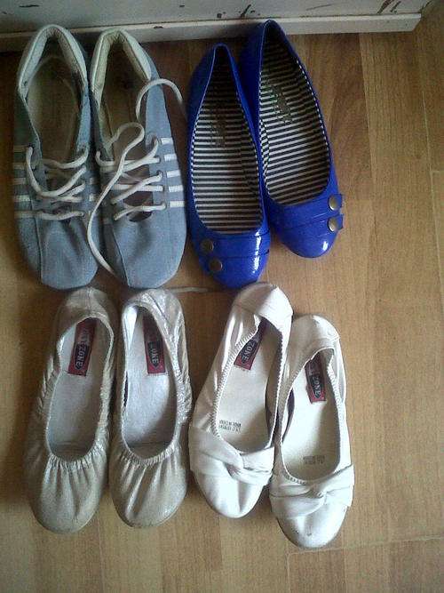 4 Sets of Size 4 Pumps!!!