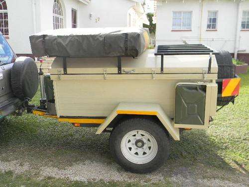 OFF-ROAD CAMPING TRAILER: NEWLY BUILT WITH BRAND NEW EEZI-AWN SERIES 3 ROOFTOP TENT MOUNTED