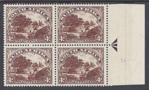 1947 - 1954 UNION ARROW BLOCK OF 4 X 4D. SACC 117. UNMOUNTED MINT