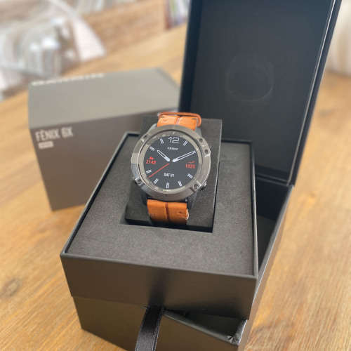 Garmin fenix 6X Sapphire Edition - Black DLC with Chestnut Leather Band