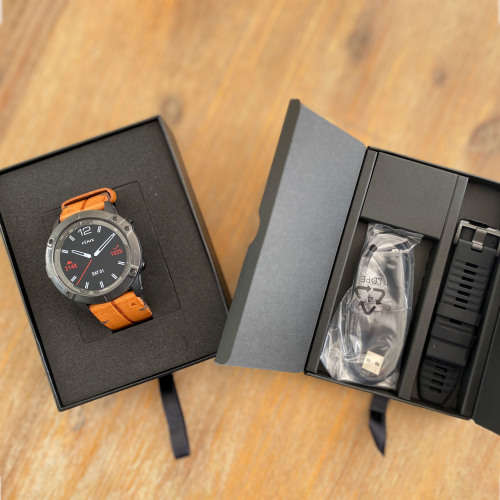 Garmin fenix 6X Sapphire Edition - Black DLC with Chestnut Leather Band
