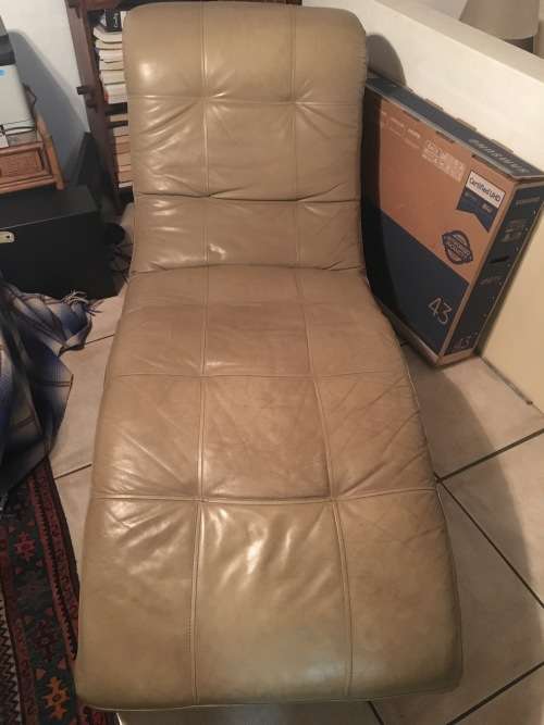Leather fainting sofa couch
