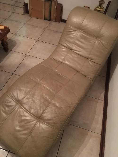 Leather fainting sofa couch