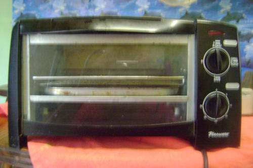 Pineware Multi-Function Mini-Oven