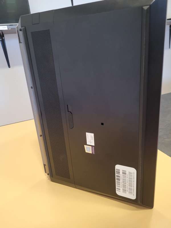 LATE ENTRY*MASSIVE SPEC!*HP ZBOOK 15 G5*i7-8850H*16GB RAM*256GB SSD*NVIDIA P2000*FHD*