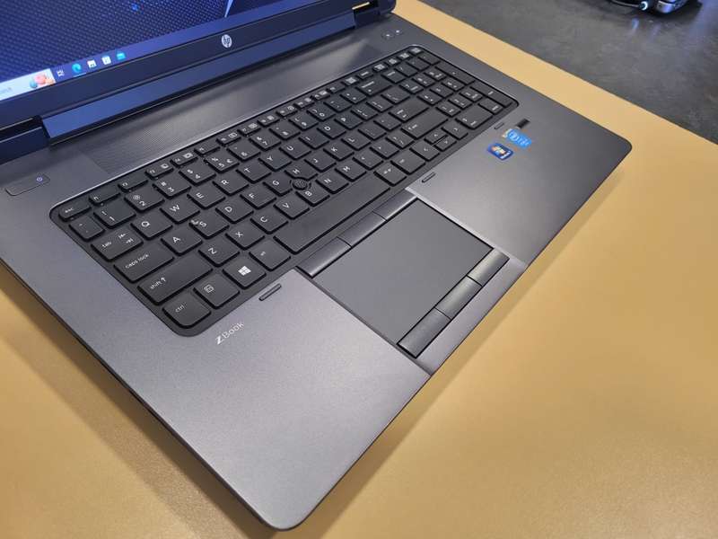 LATE ENTRY*8gb Nvidia g/card!*HP ZBOOK 17 G2*i7-4810MQ*VIDIA QUADRO K5000M*16GB RAM*512GB SSD*FHD