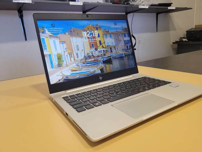 beautiful&fast!*HP ELITEBOOK 840 G5*i5-8350U*8GB RAM*256GB SSD*FHD*BACKLIT*UHD GRAPHICS
