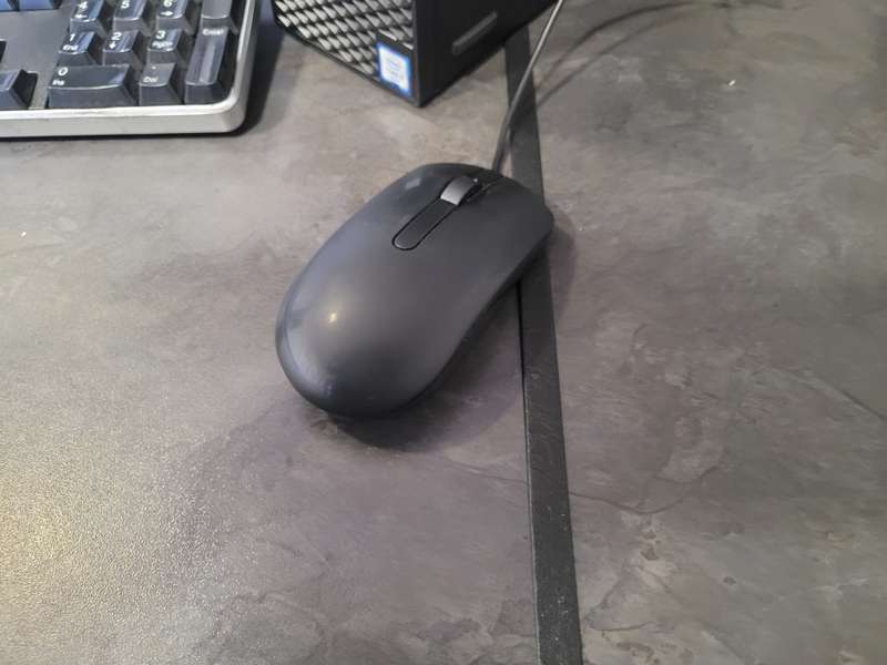 DELL COMBO!*DELL OPTIPLEX 5040*i5-6500U*8GB RAM*256GB SSD*DELL MONITOR*KEYBOARD AND MOUSE