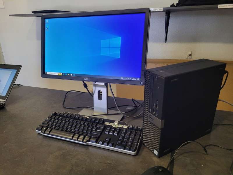 DELL COMBO!*DELL OPTIPLEX 5040*i5-6500U*8GB RAM*256GB SSD*DELL MONITOR*KEYBOARD AND MOUSE