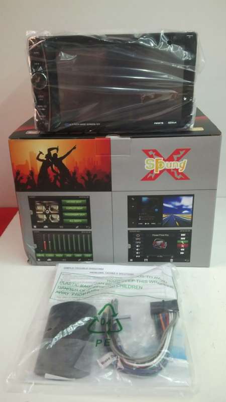 Car Radio - 7" Double Din Touch screen DVD/CD player
