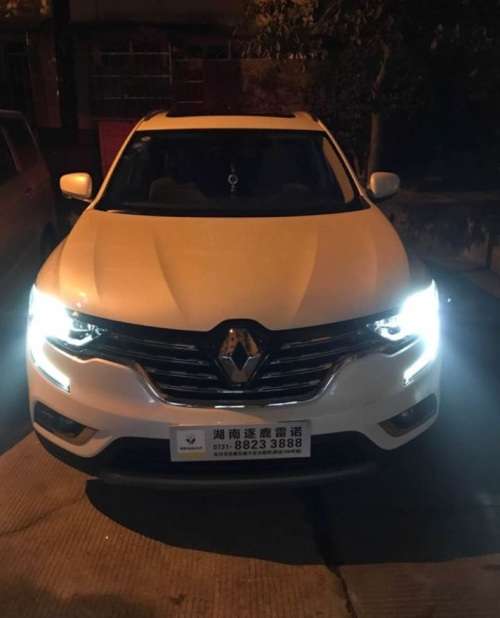 LED Headlight Kit - C8 H4 3pin LED Headlight Kit - C8 H4 12V~24V Headlight Bulb
