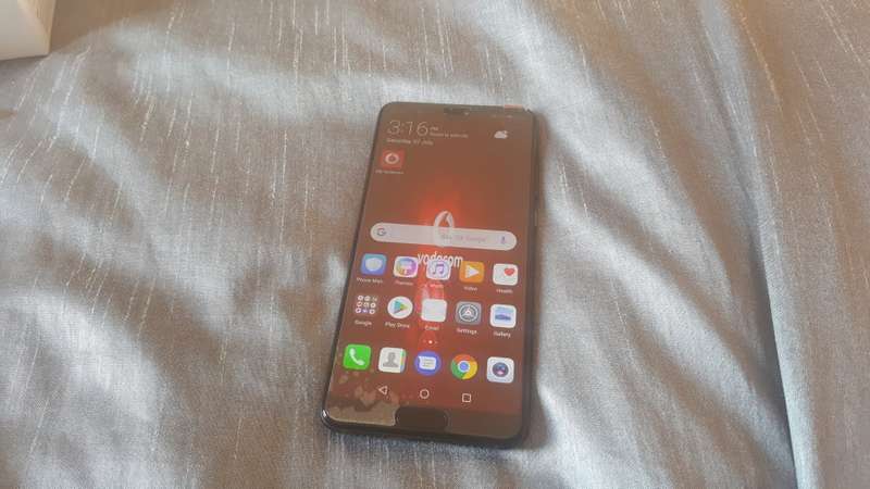 Mint Condition Huawei P20 128Gb Black In Box with Accessories